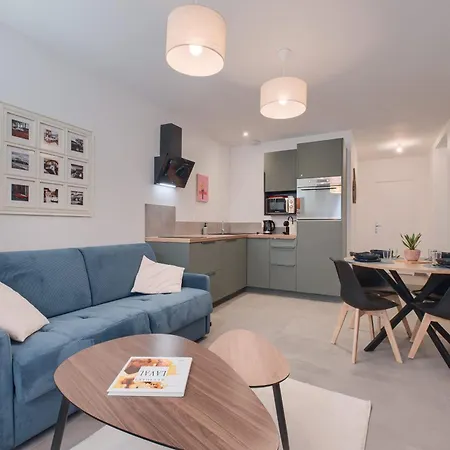 Le Cocon De - Wifi - 300m Centre Апартаменты Cosse-le-Vivien