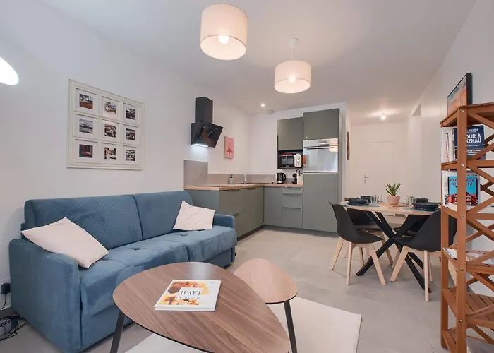 Le Cocon De - Wifi - 300m Centre Apartment Cossé-le-Vivien